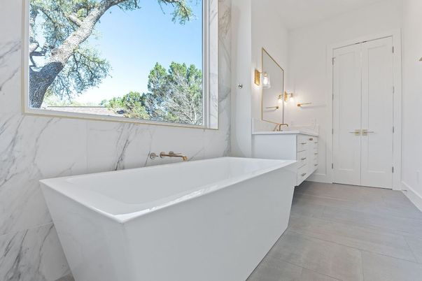 Bathroom, Free Standing Baths, Interior, Marble Walls