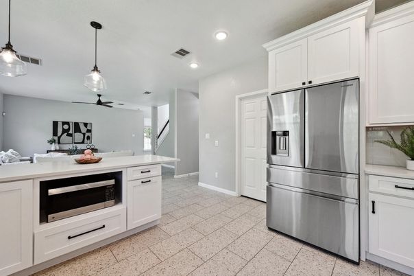 Interior, Kitchen, Pendant Lights, Recessed Lighting, Stainless Steel Appliances