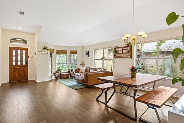 Chandelier, Dining room, Interior, Living room, Recessed Lighting, Wood Texture Flooring