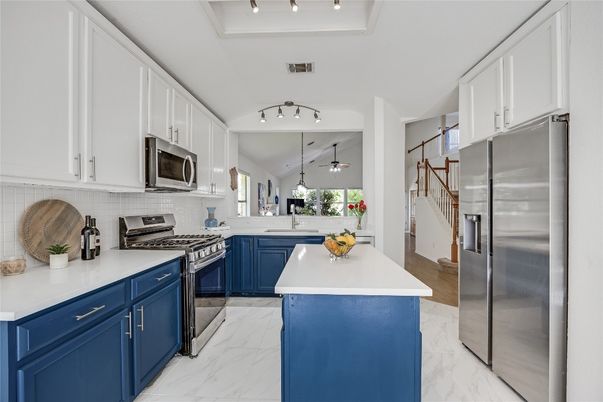 Interior, Kitchen, Marble, Stainless Steel Appliances