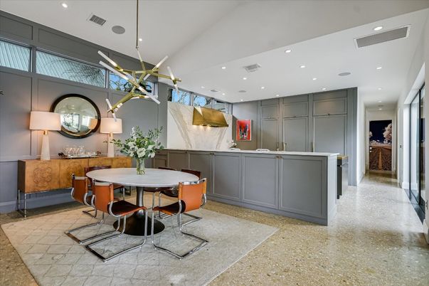 Dining room, Interior, Pendant Lights, Recessed Lighting