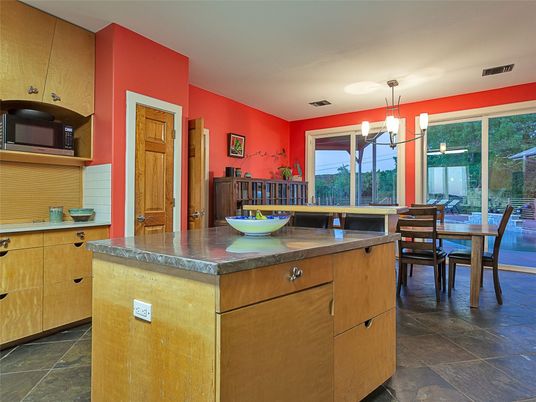 Chandelier, Dining room, Interior, Kitchen