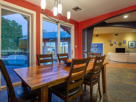 Dining room, Interior, Living room, Pendant Lights, Recessed Lighting