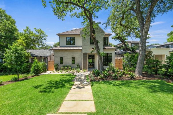 Backyard, Exterior, Facade, Mediterranean