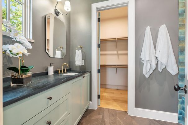 Bathroom, Interior, Walk-in Closets, Wood Texture Flooring