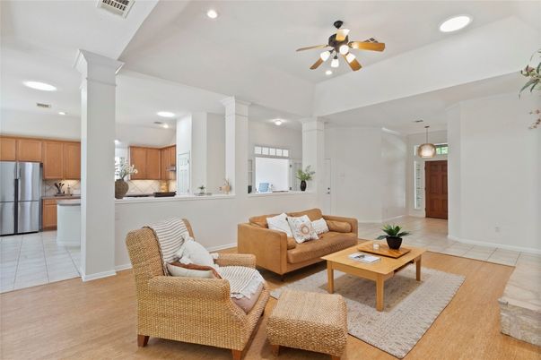 Interior, Kitchen, Living room, Pendant Lights, Recessed Lighting