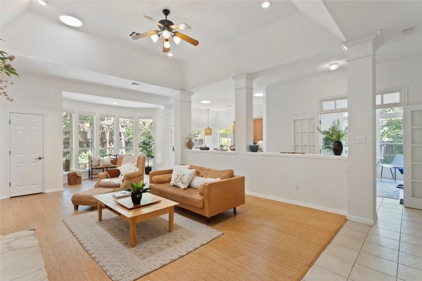 Interior, Living room, Pendant Lights, Recessed Lighting, Wood Texture Flooring