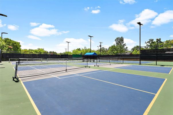 Exterior, Tennis Courts