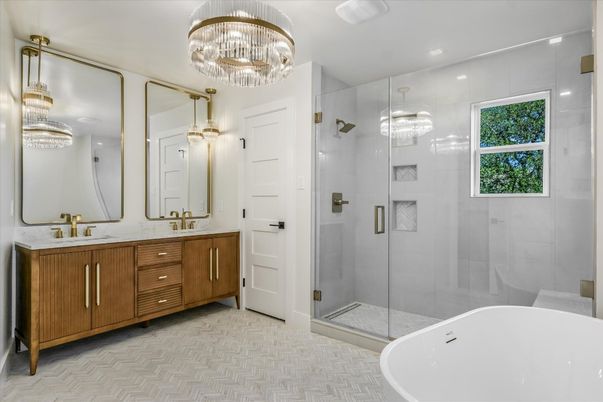 Bathroom, Chandelier, Dual Sink Vanities, Free Standing Baths, Glass Shower, Interior, Recessed Lighting