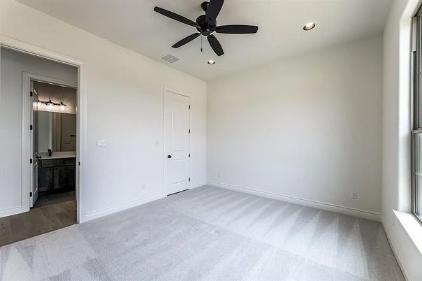 Bathroom, Empty room, Interior, Recessed Lighting