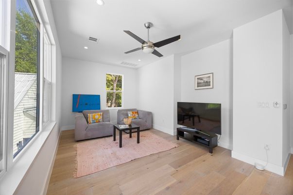 Interior, Living room, Recessed Lighting, Wood Texture Flooring