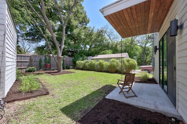 Backyard, Exterior