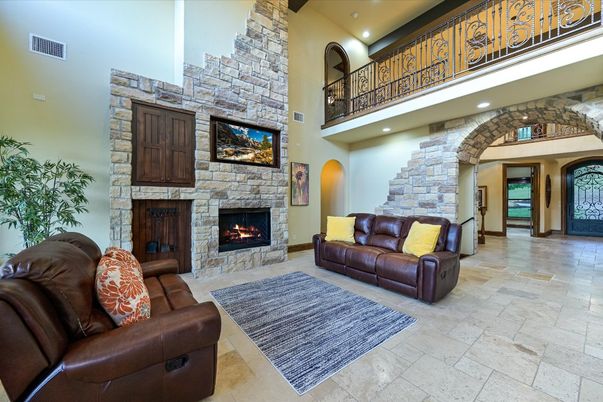 Fireplace, Interior, Living room, Recessed Lighting