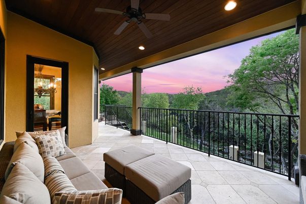 Exterior, Recessed Lighting