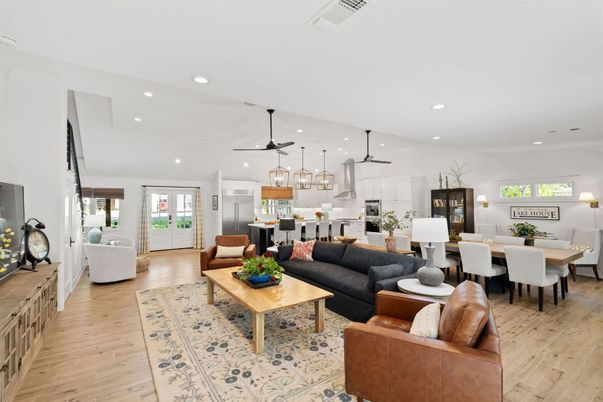 Dining room, Interior, Kitchen, Living room, Pendant Lights, Recessed Lighting, Stainless Steel Appliances, Wood Texture Flooring