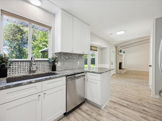 Fireplace, Interior, Kitchen, Recessed Lighting, Wood Texture Flooring