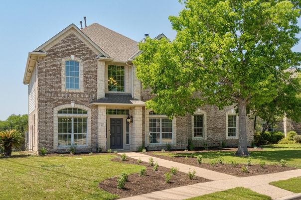 Exterior, Facade, Brick Facade, Brick Traditional