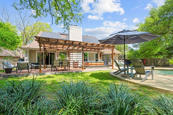 Backyard, Exterior, Pool