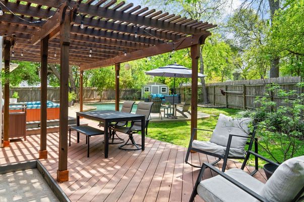 Backyard, Exterior, Hot Tub