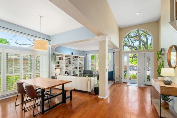 Dining room, Interior, Living room, Pendant Lights, Recessed Lighting, Wood Texture Flooring