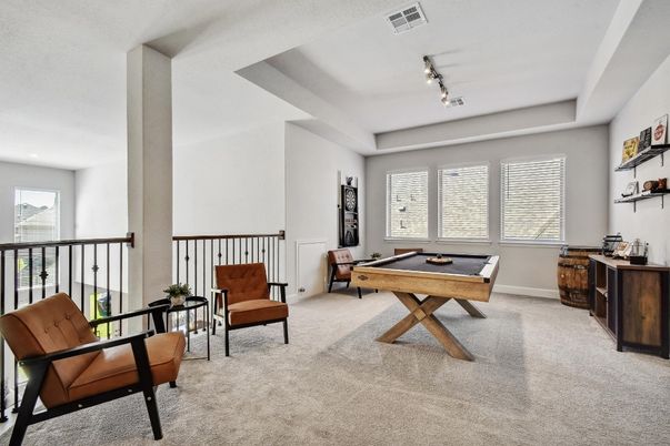 Game Room, Interior