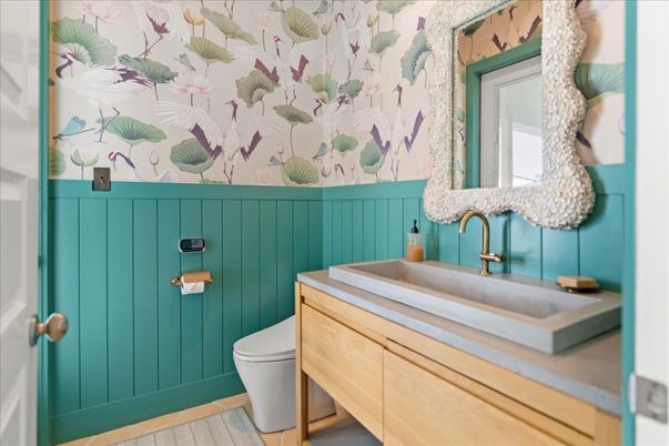 Bathroom, Interior