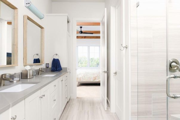 Bathroom, Dual Sink Vanities, Interior