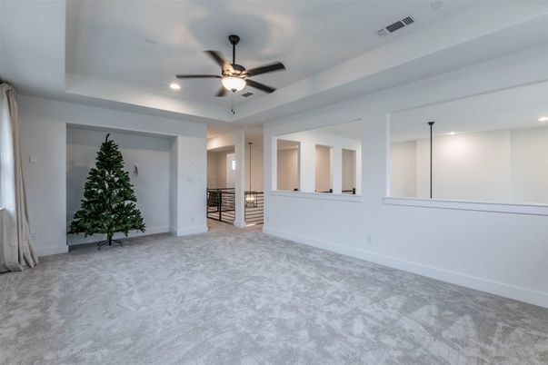 Empty room, Interior, Recessed Lighting