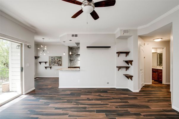 Empty room, Interior, Pendant Lights, Wood Texture Flooring