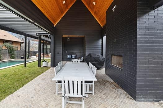 Exterior, Fireplace, Pool