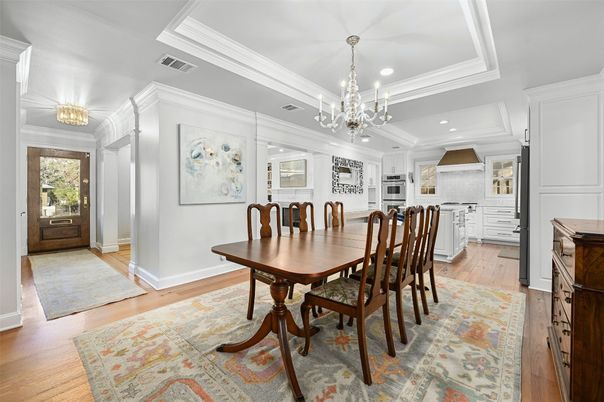 Chandelier, Dining room, Interior, Kitchen, Recessed Lighting, Wood Texture Flooring