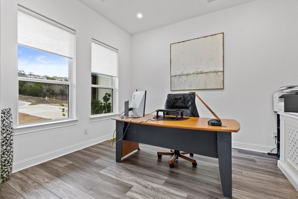 Home Office, Interior, Recessed Lighting, Wood Texture Flooring