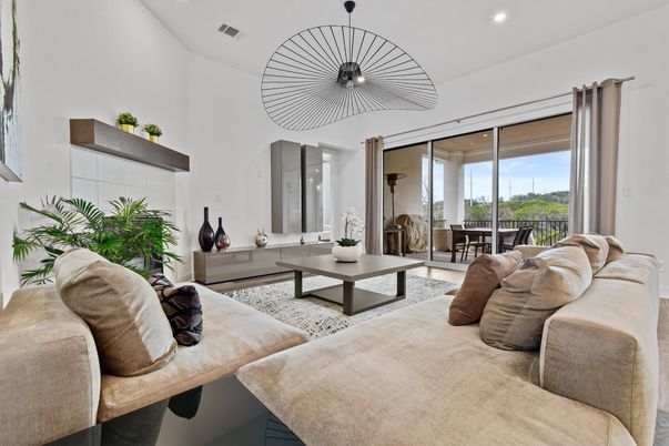 Interior, Living room, Pendant Lights, Recessed Lighting