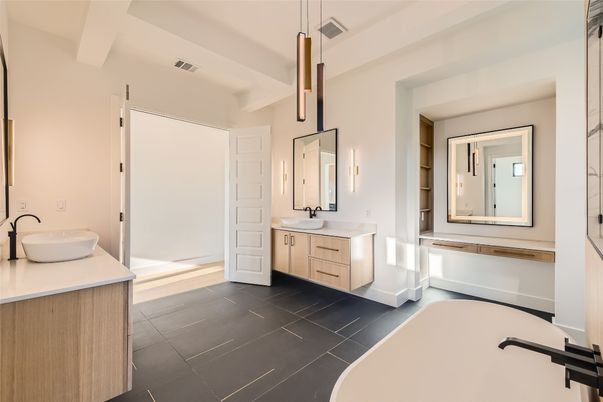 Bathroom, Dual Sink Vanities, Free Standing Baths, Interior, Pendant Lights