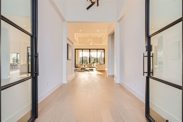 Interior, Pendant Lights, Recessed Lighting, Wood Texture Flooring