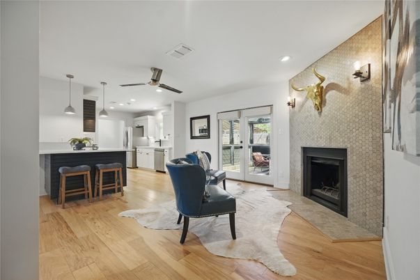 Fireplace, Interior, Kitchen, Pendant Lights, Recessed Lighting, Wood Texture Flooring