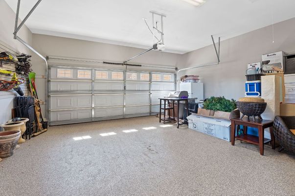 Garage, Interior