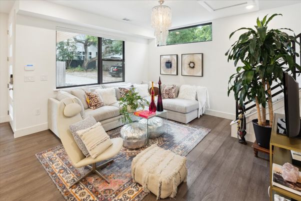 Chandelier, Interior, Living room, Recessed Lighting, Wood Texture Flooring