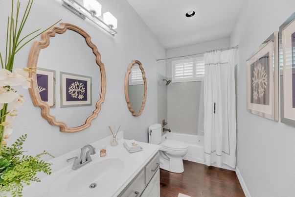 Bathroom, Interior, Recessed Lighting, Wood Texture Flooring