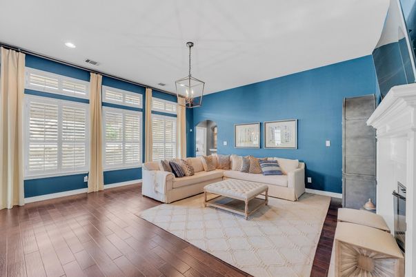 Fireplace, Interior, Living room, Pendant Lights, Recessed Lighting, Wood Texture Flooring