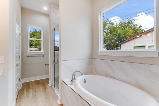 Bathroom, Interior, Marble Walls, Recessed Lighting, Wood Texture Flooring
