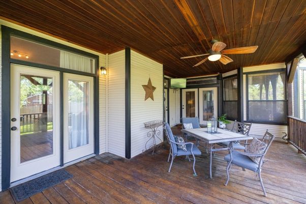 Exterior, Wood Texture Flooring
