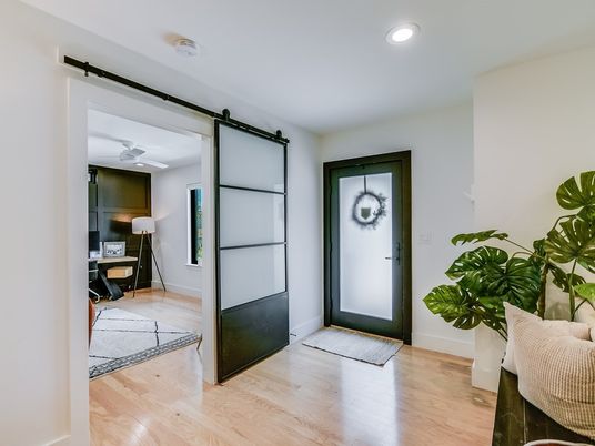 Interior, Recessed Lighting, Wood Texture Flooring
