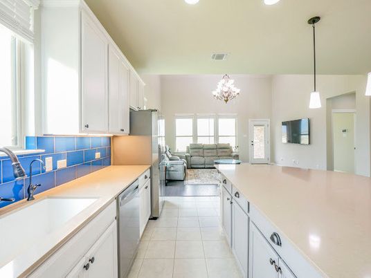 Chandelier, Interior, Kitchen, Living room, Pendant Lights, Recessed Lighting