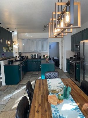 Dining room, Interior, Kitchen, Pendant Lights, Stainless Steel Appliances