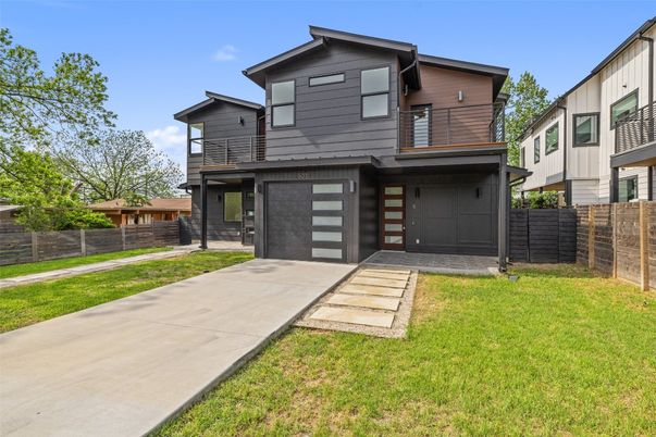 Attached, Exterior, Facade, Modern