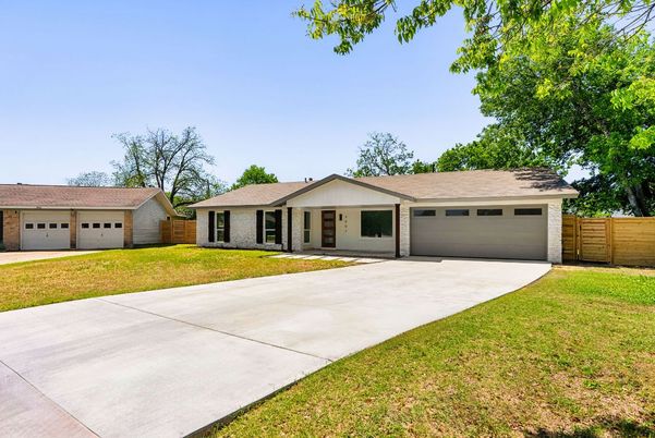 Attached, Backyard, Exterior, Facade, Ranch