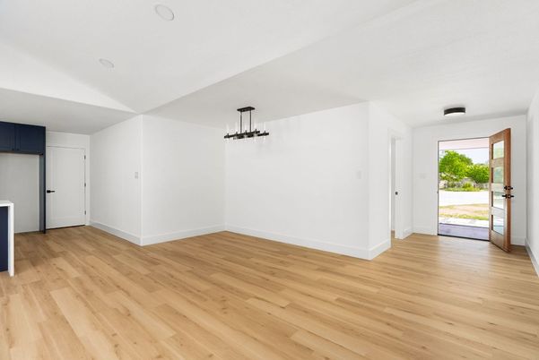 Empty room, Interior, Pendant Lights, Wood Texture Flooring