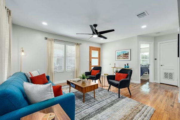 Interior, Living room, Recessed Lighting, Wood Texture Flooring