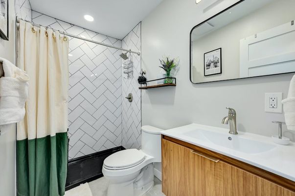 Bathroom, Interior, Recessed Lighting